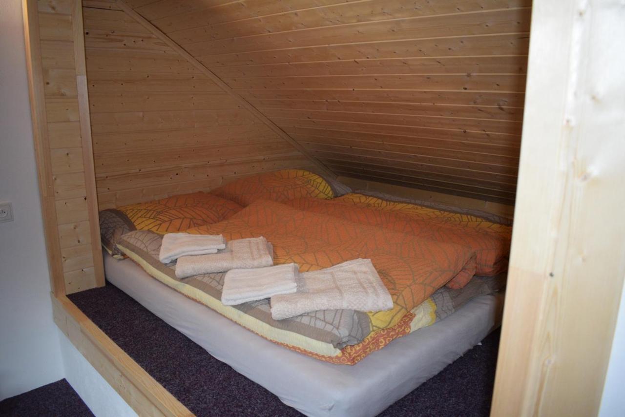 Apartmany Kubova Huť Exterior foto