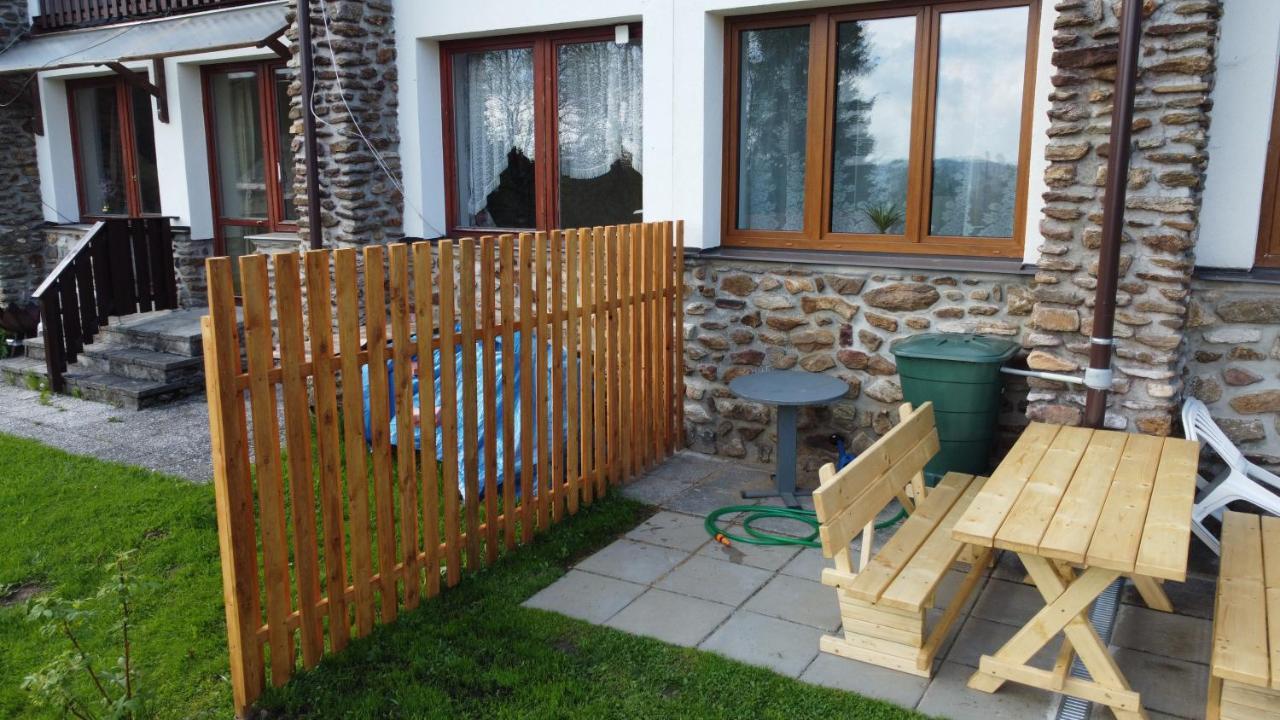 Apartmany Kubova Huť Exterior foto